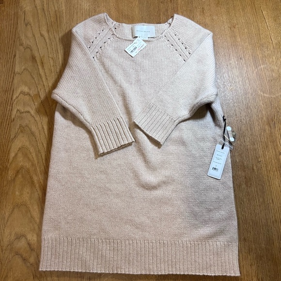Brochu Walker Soft Beige Crew Neck Sweater
